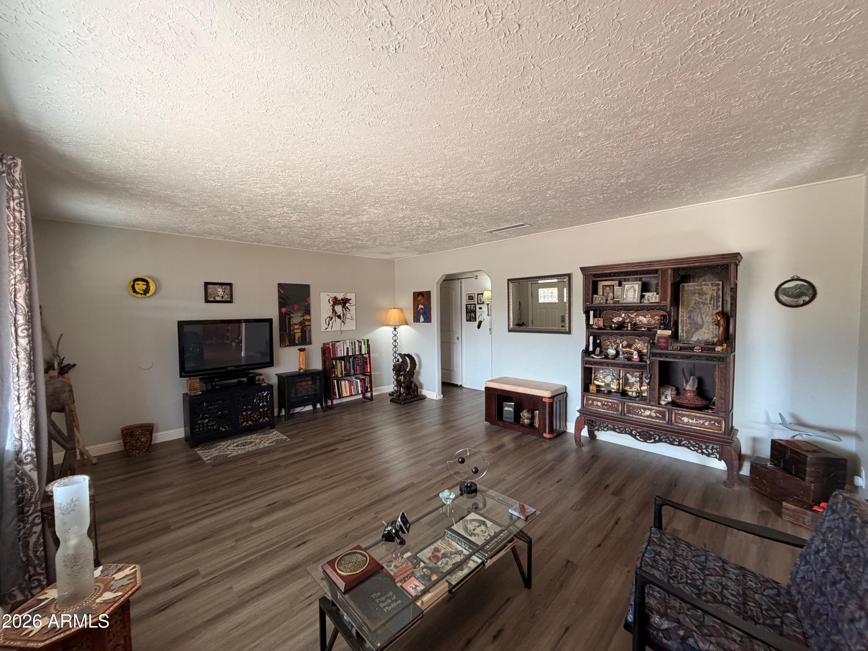 1428 N Cemetery Road