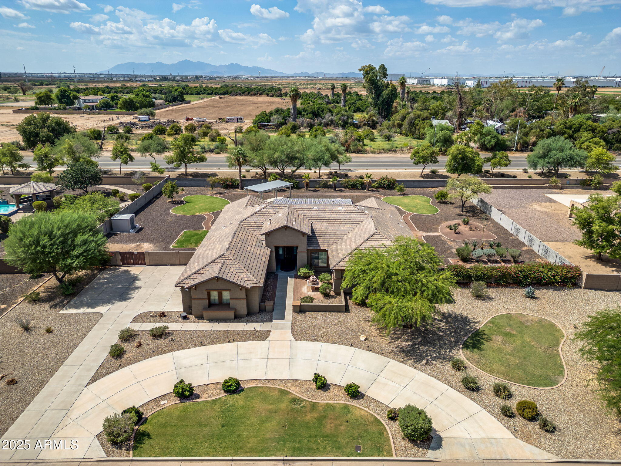 14539 W BECKER Lane