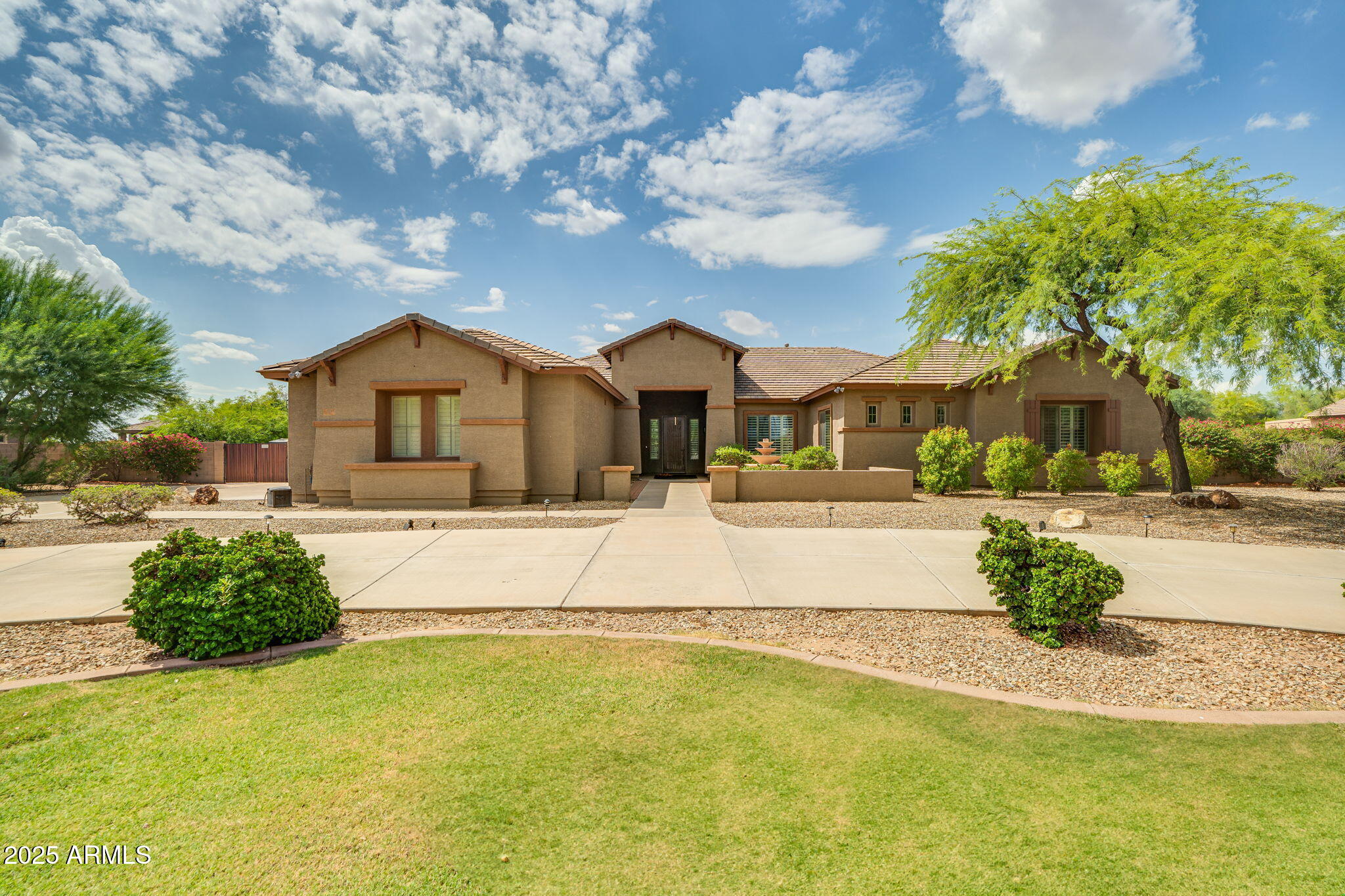 14539 W BECKER Lane