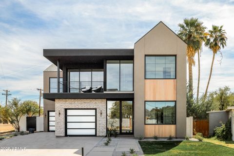 4445 E ROMA Avenue Phoenix AZ 85018