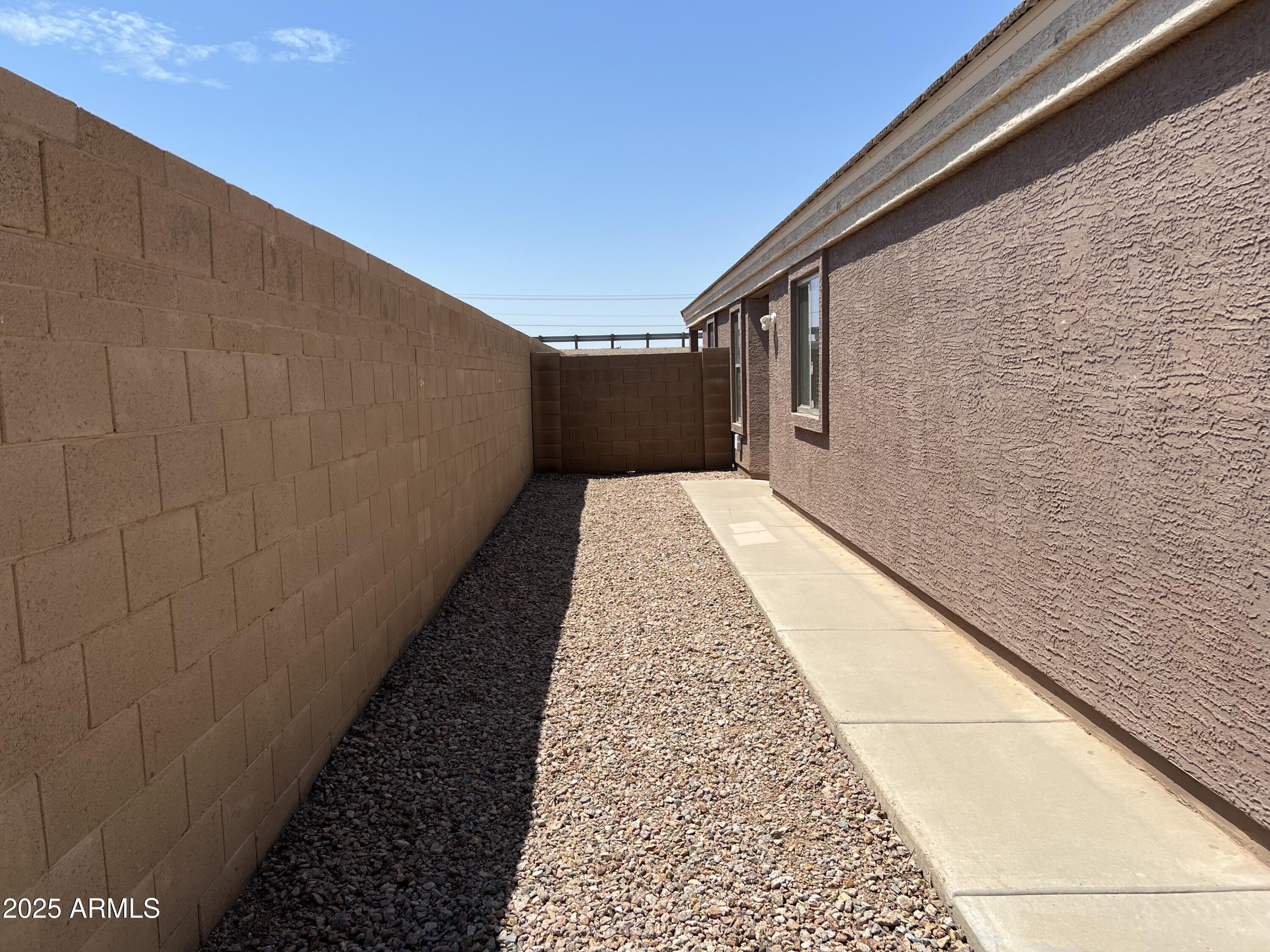 43213 W COWPATH Road