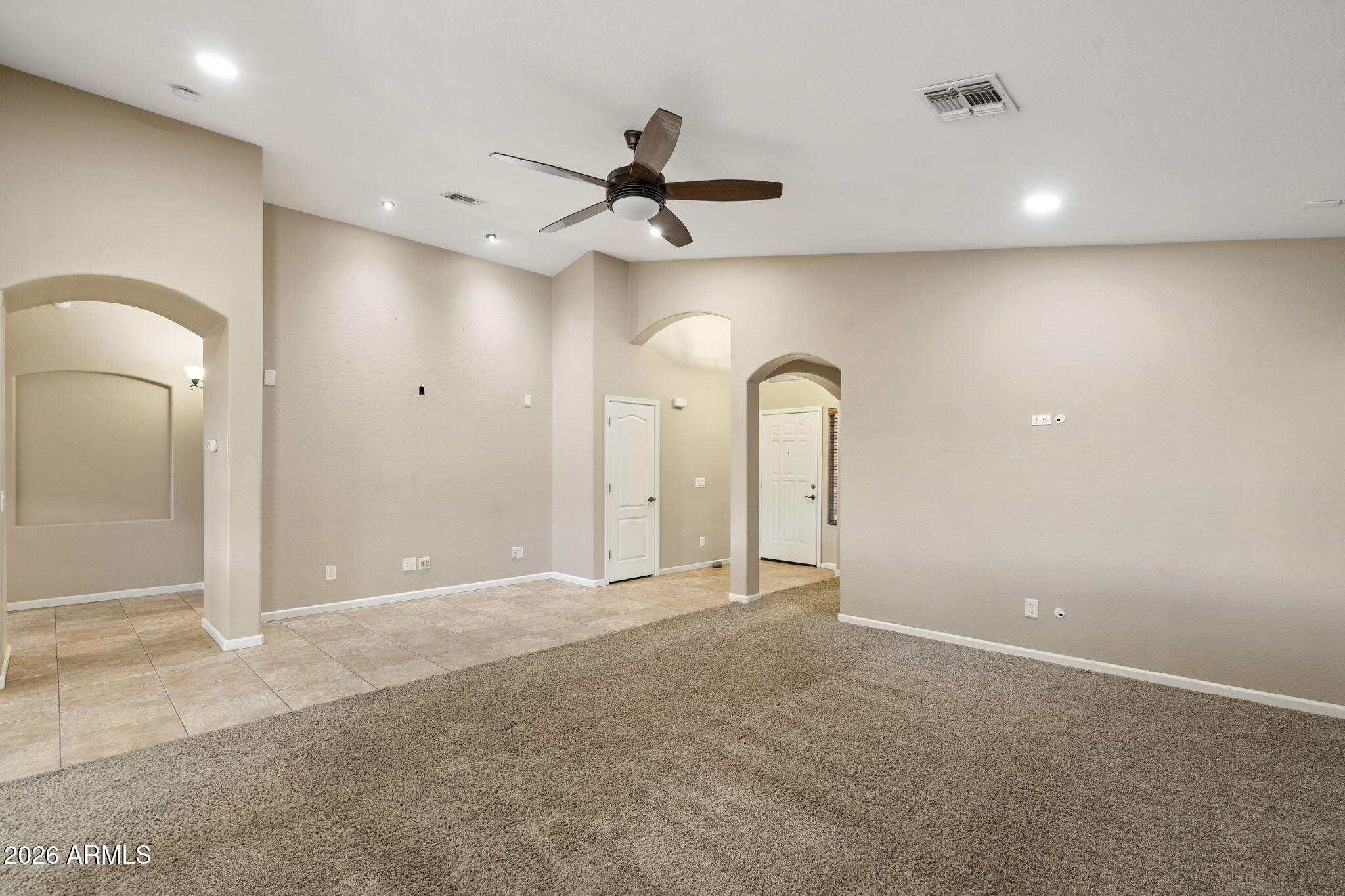 2934 E QUIET HOLLOW Lane