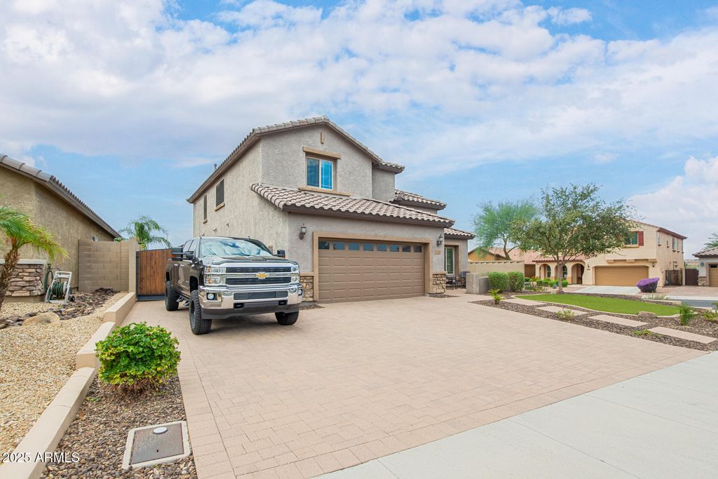 Photo of 10755 W Rowel Road, Peoria, AZ 85383 (MLS # 6928896)