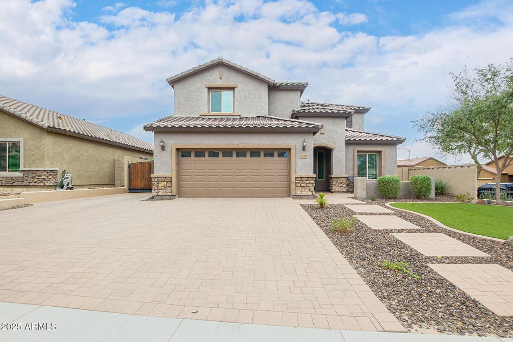 Photo of 10755 W Rowel Road, Peoria, AZ 85383 (MLS # 6928896)