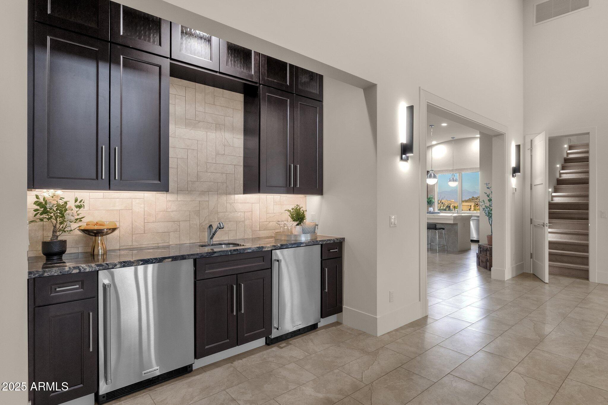 10031 N PALISADES Boulevard