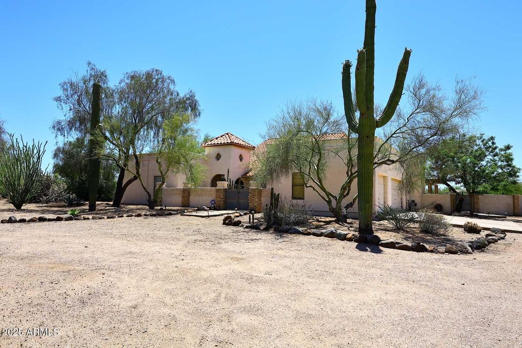 Photo of 27805 N 59th Place, Scottsdale, AZ 85266 (MLS # 6877391)