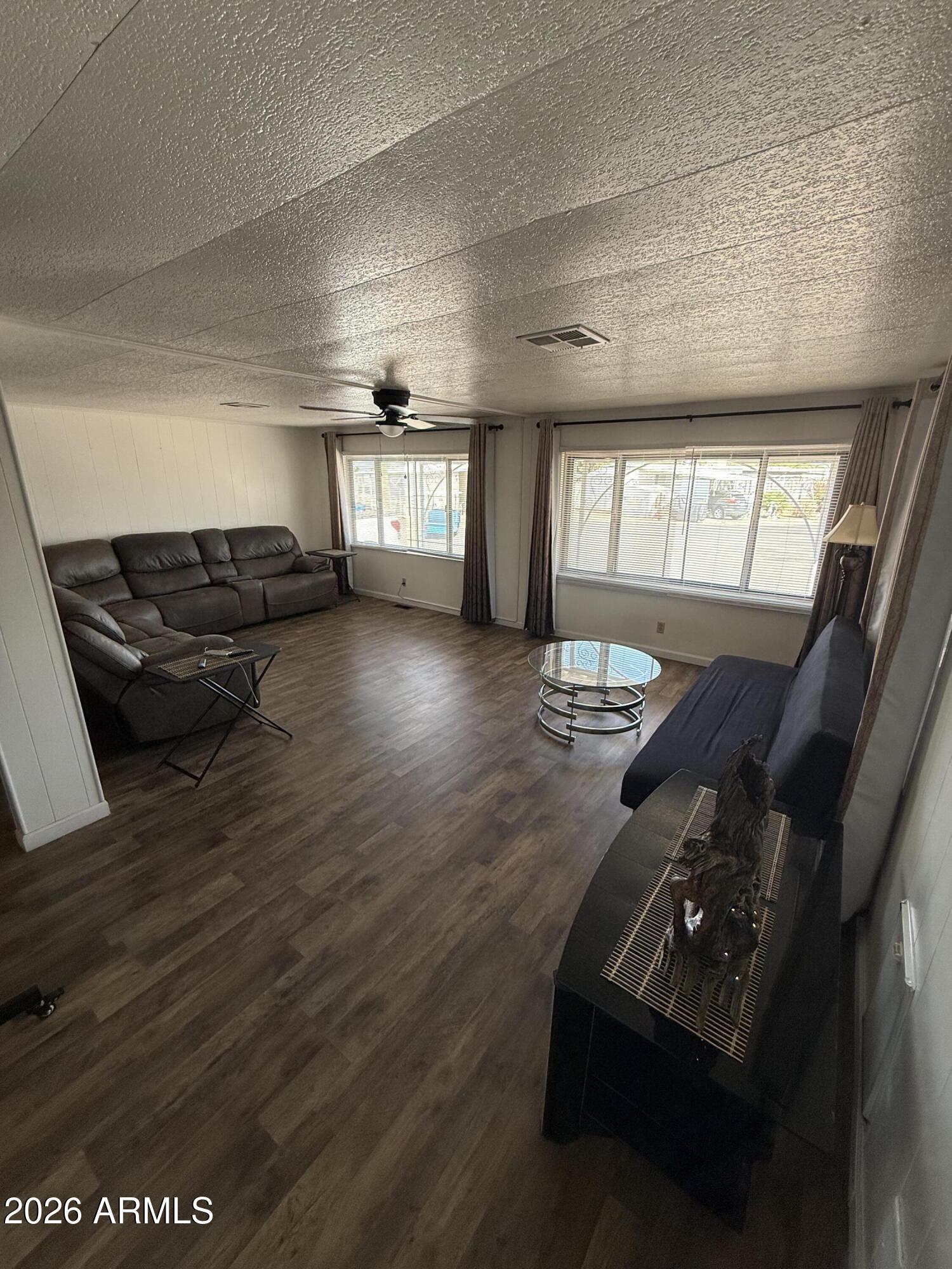 9501 E Broadway Road 95