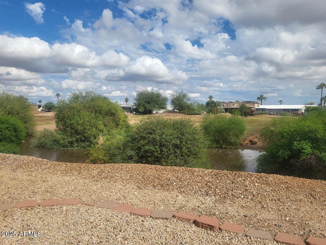 17200 W BELL Road 712