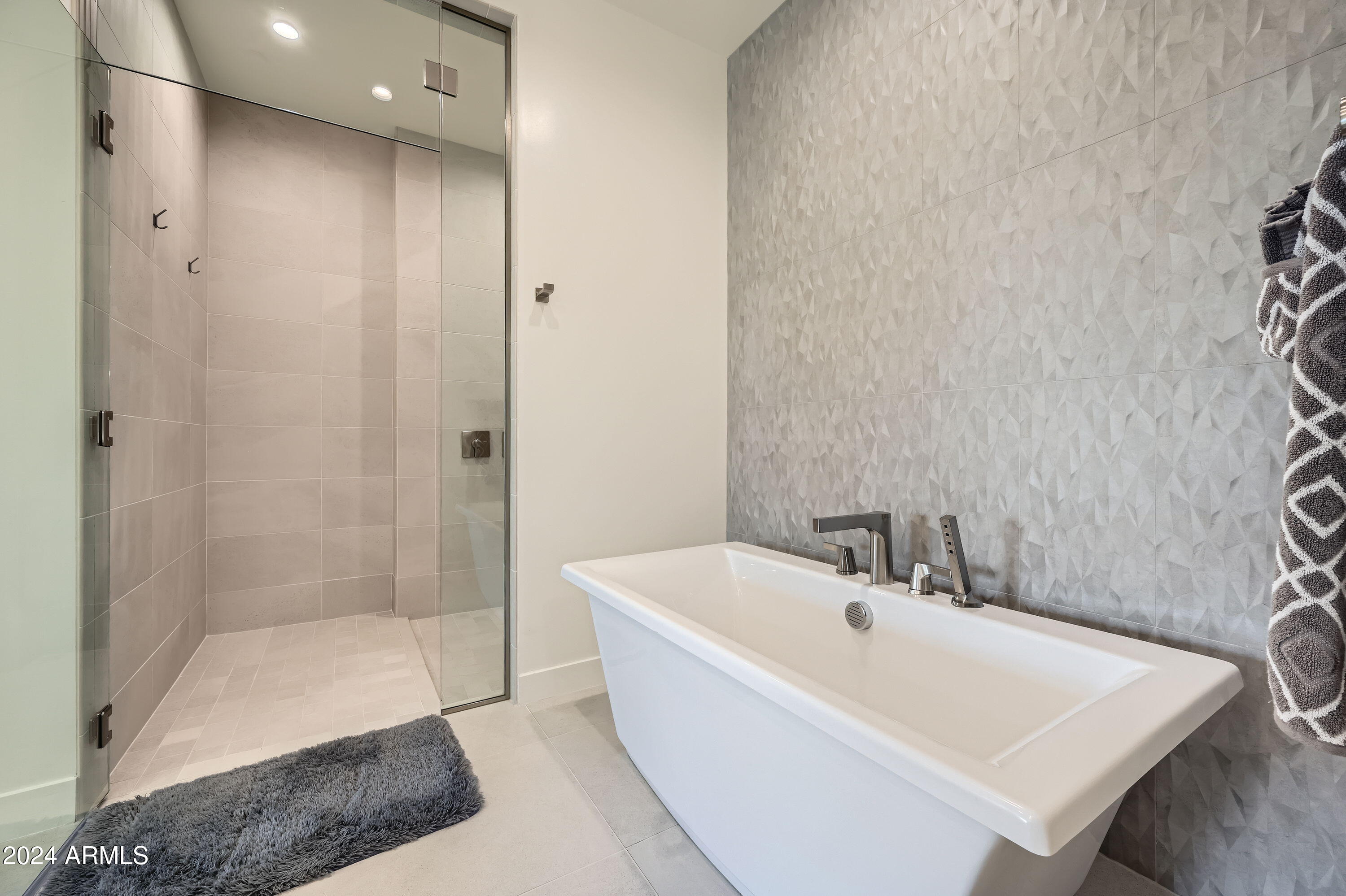 Scottsdale, Arizona 85262, United States, 3 Bedrooms Bedrooms, ,4 BathroomsBathrooms,Residential,Active,219934