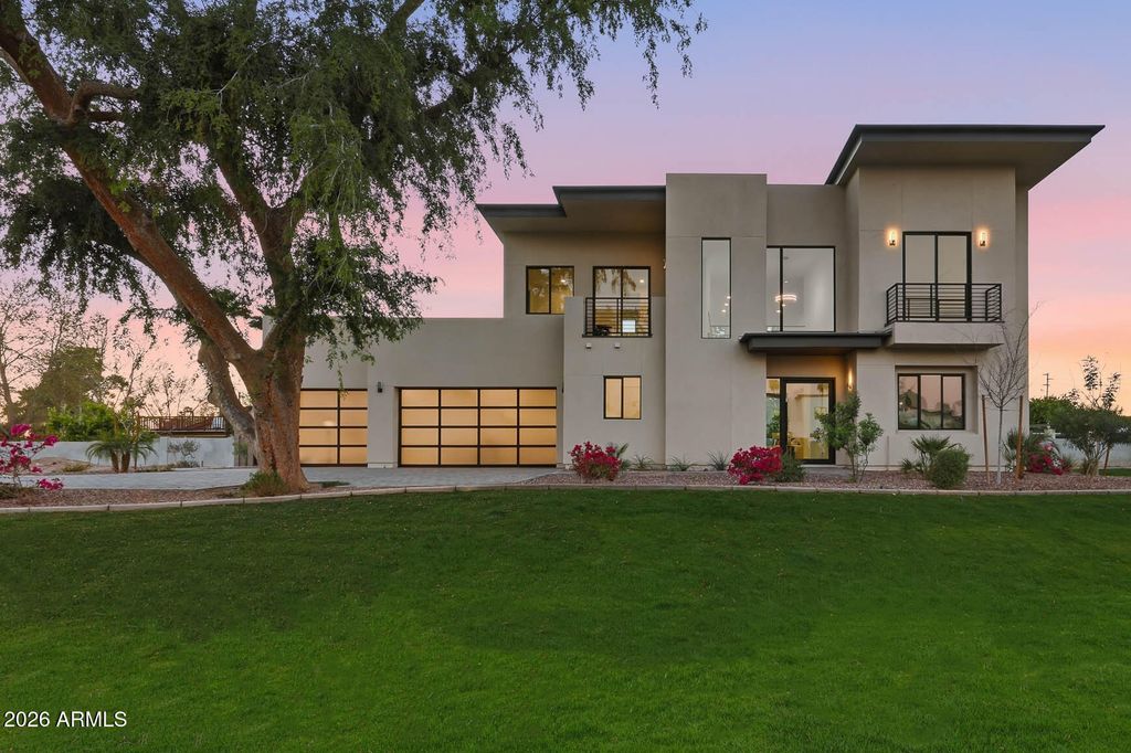 Photo of 100 W Northern Avenue #15, Phoenix, AZ 85021 (MLS # 7001327)