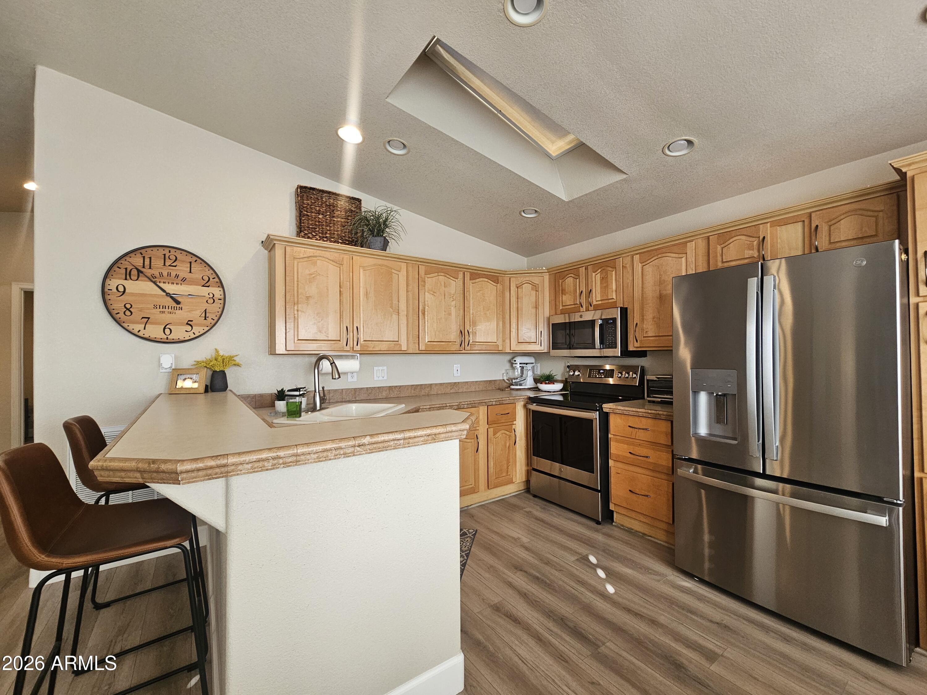 650 N Hawes Road -- 4414