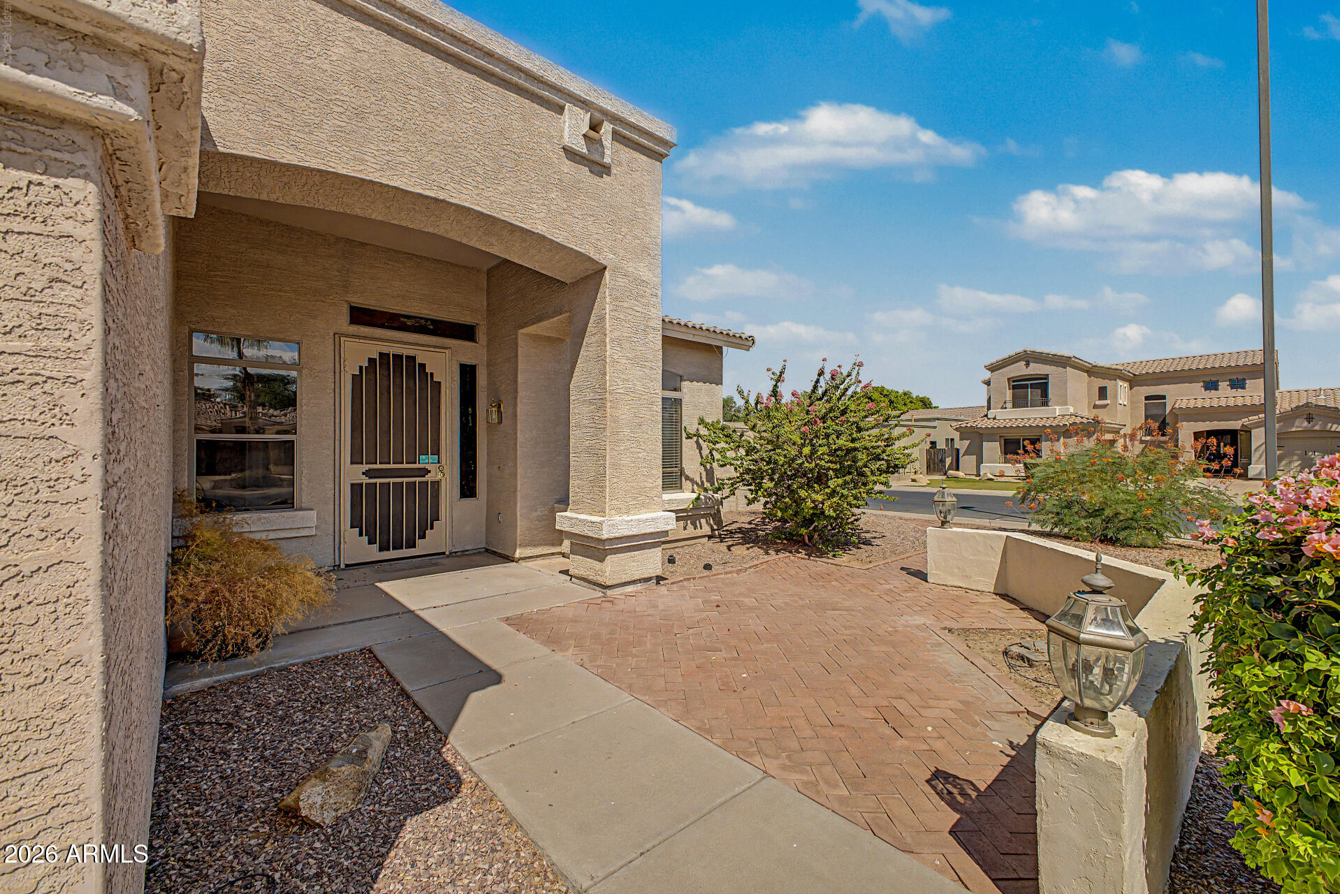 530 S BAHAMA Drive
