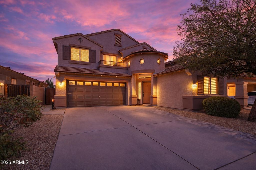 Photo of 46 W Gold Dust Way, San Tan Valley, AZ 85143 (MLS # 6997021)