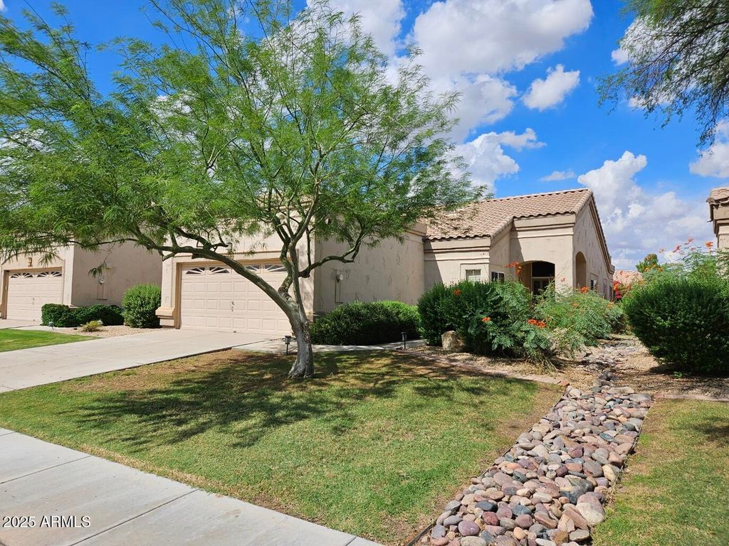 Photo of 8390 W Oraibi Drive, Peoria, AZ 85382 (MLS # 6927547)