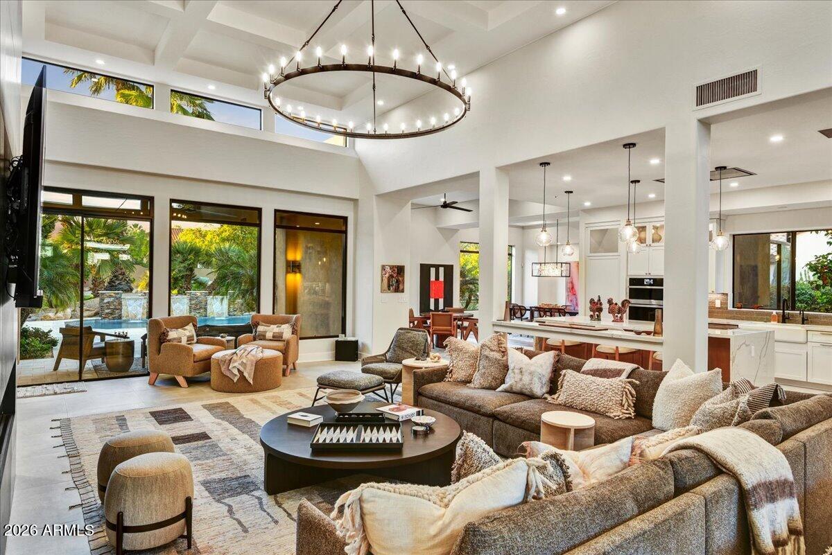 8290 E VIA DEL SOL Drive