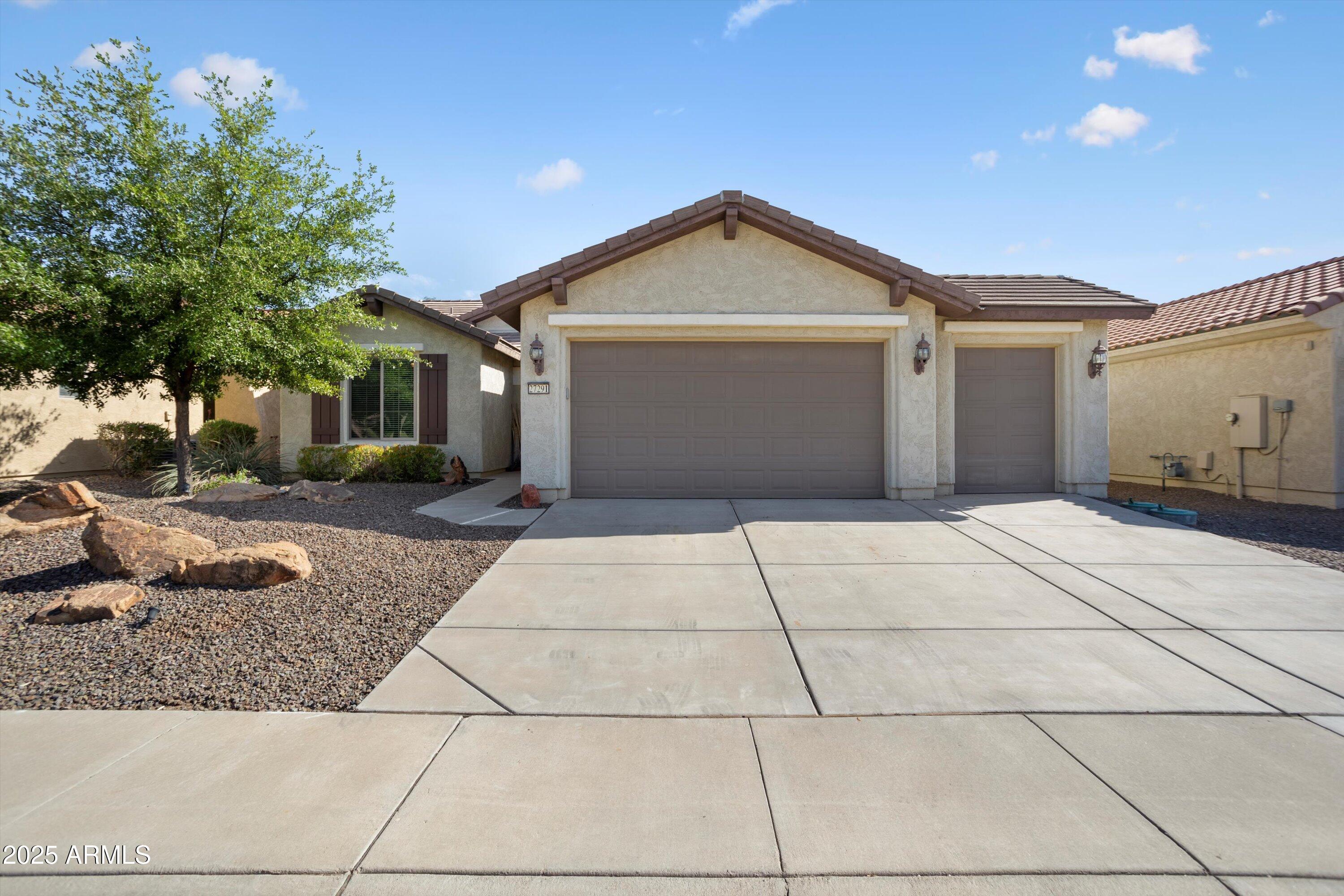 27291 W MOHAWK Lane