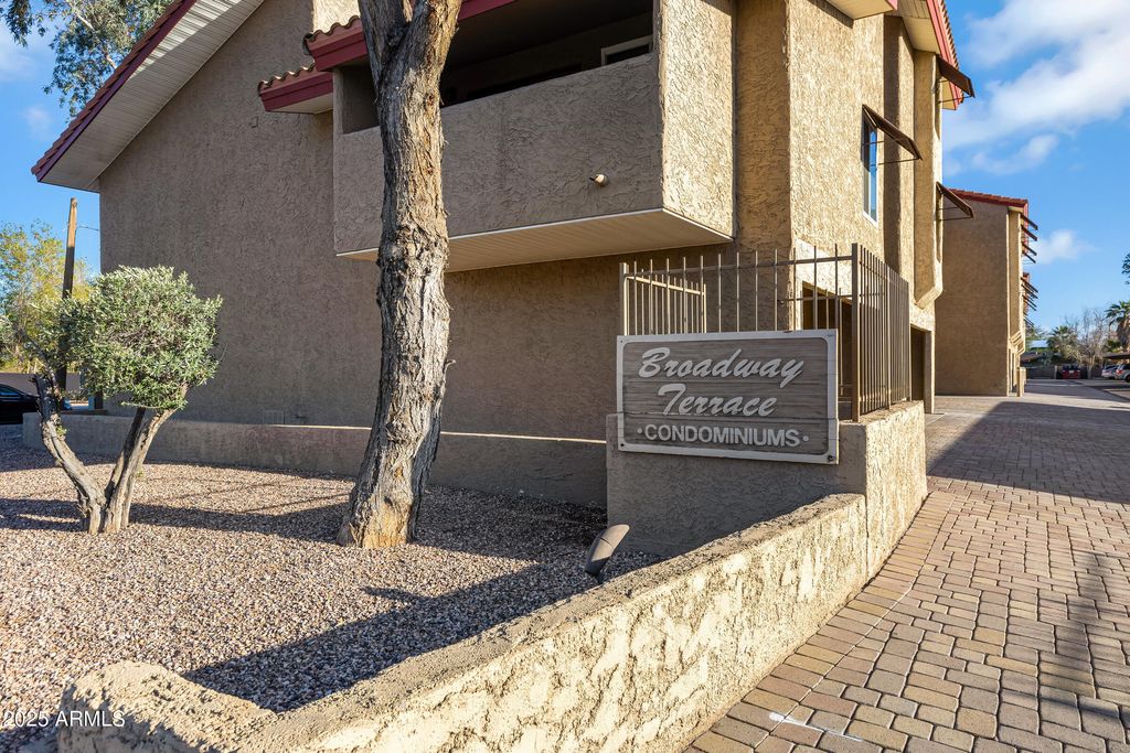 Photo of 151 E Broadway Road #102, Tempe, AZ 85282 (MLS # 6839188)