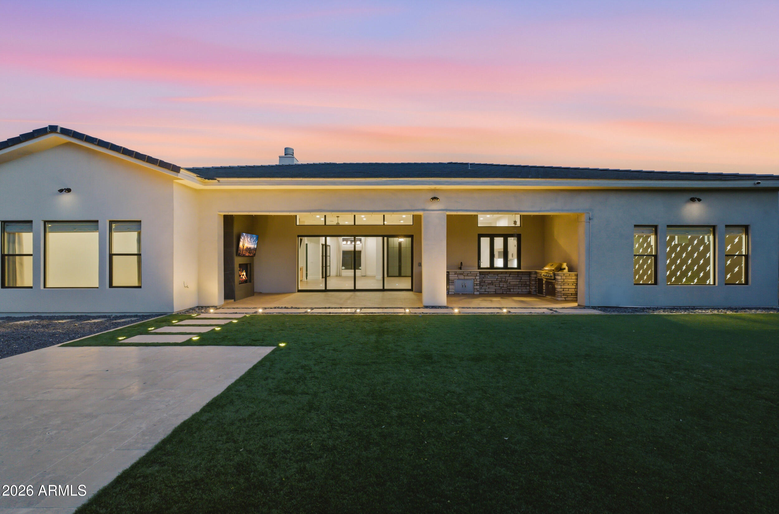 RUSSELL RANCH PHASE 3 REPLAT - Residential