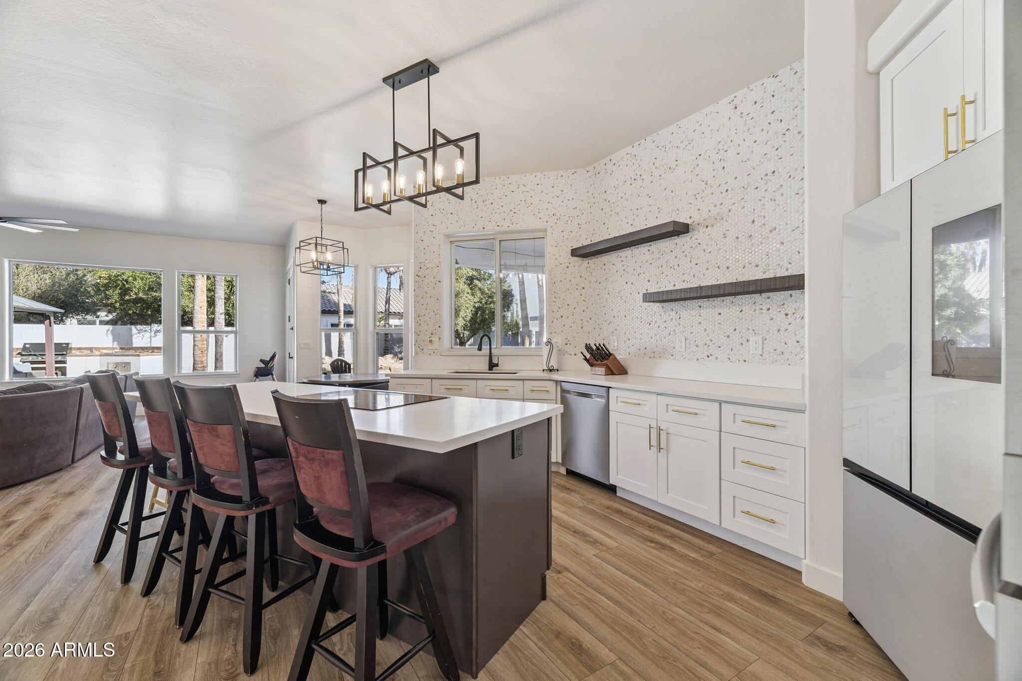 2732 E Hillery Drive