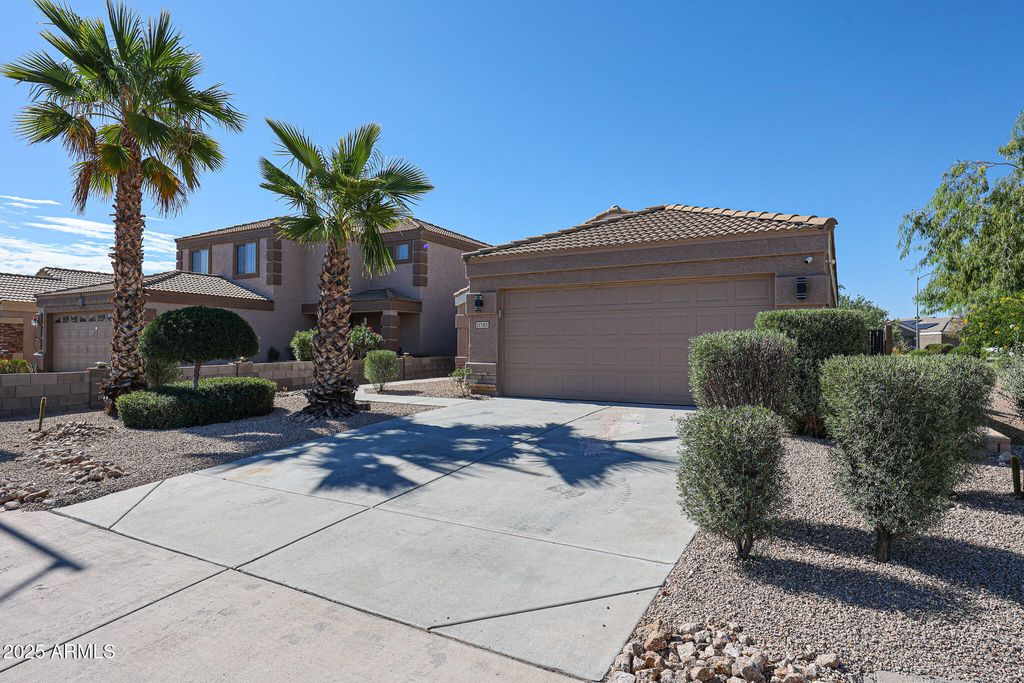 Photo of 11765 W Maui Lane, El Mirage, AZ 85335 (MLS # 6921270)