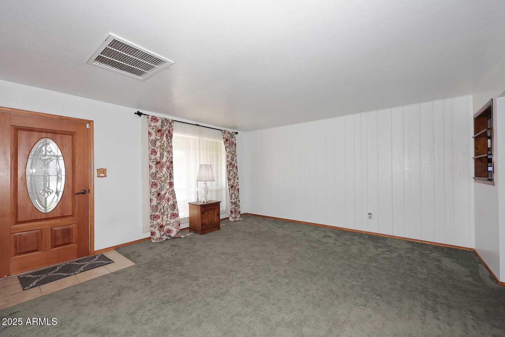 3412 W BUTLER Drive