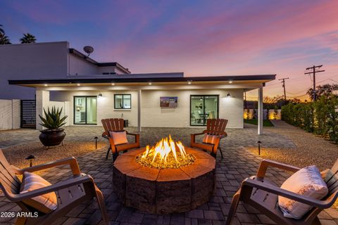 6 E PIPING ROCK Road Phoenix AZ 85022