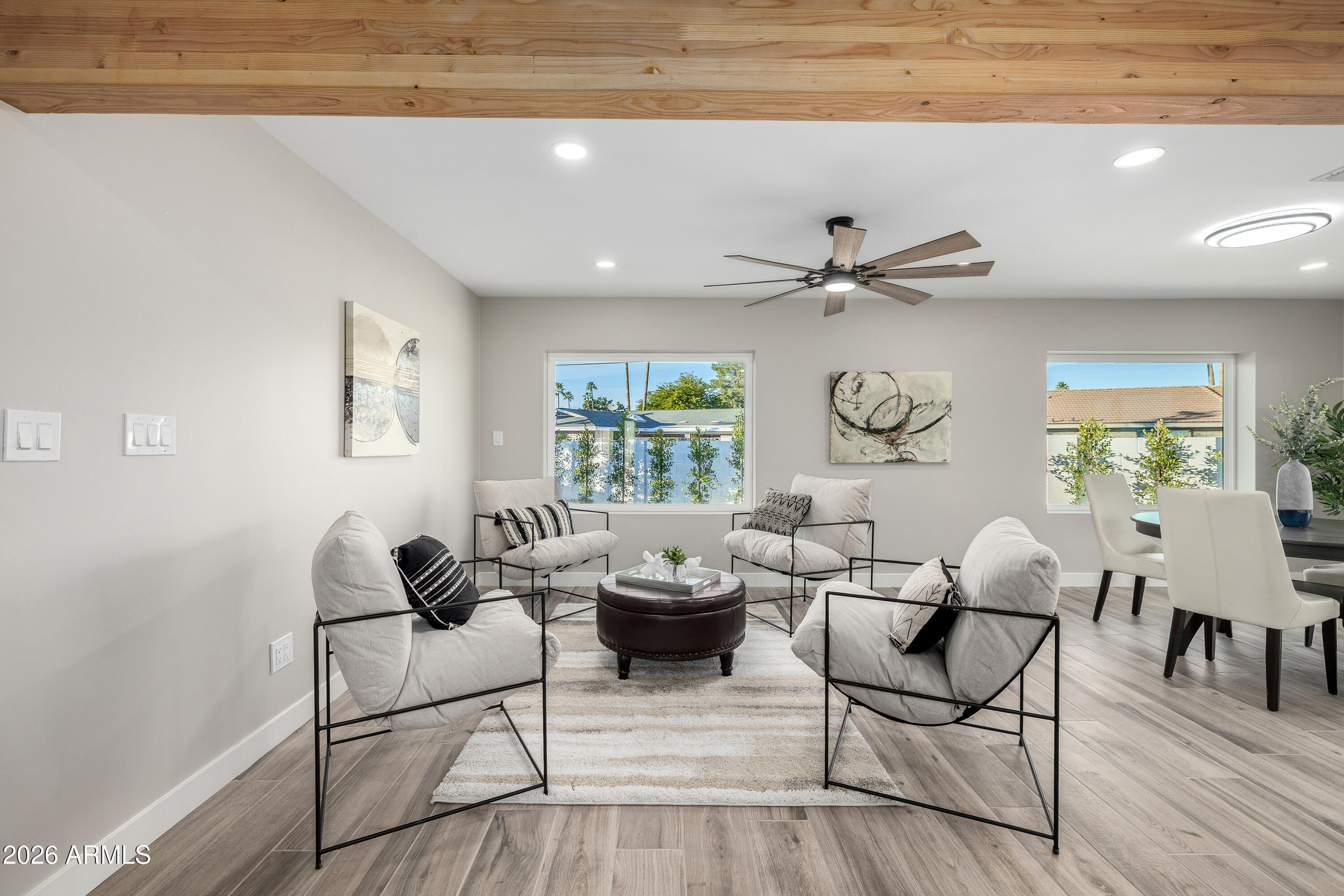 6 E PIPING ROCK Road