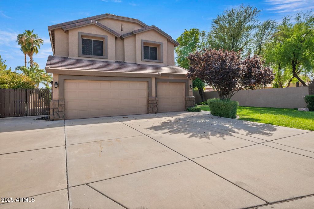 Photo of 3279 E Oriole Drive, Gilbert, AZ 85297 (MLS # 6953708)