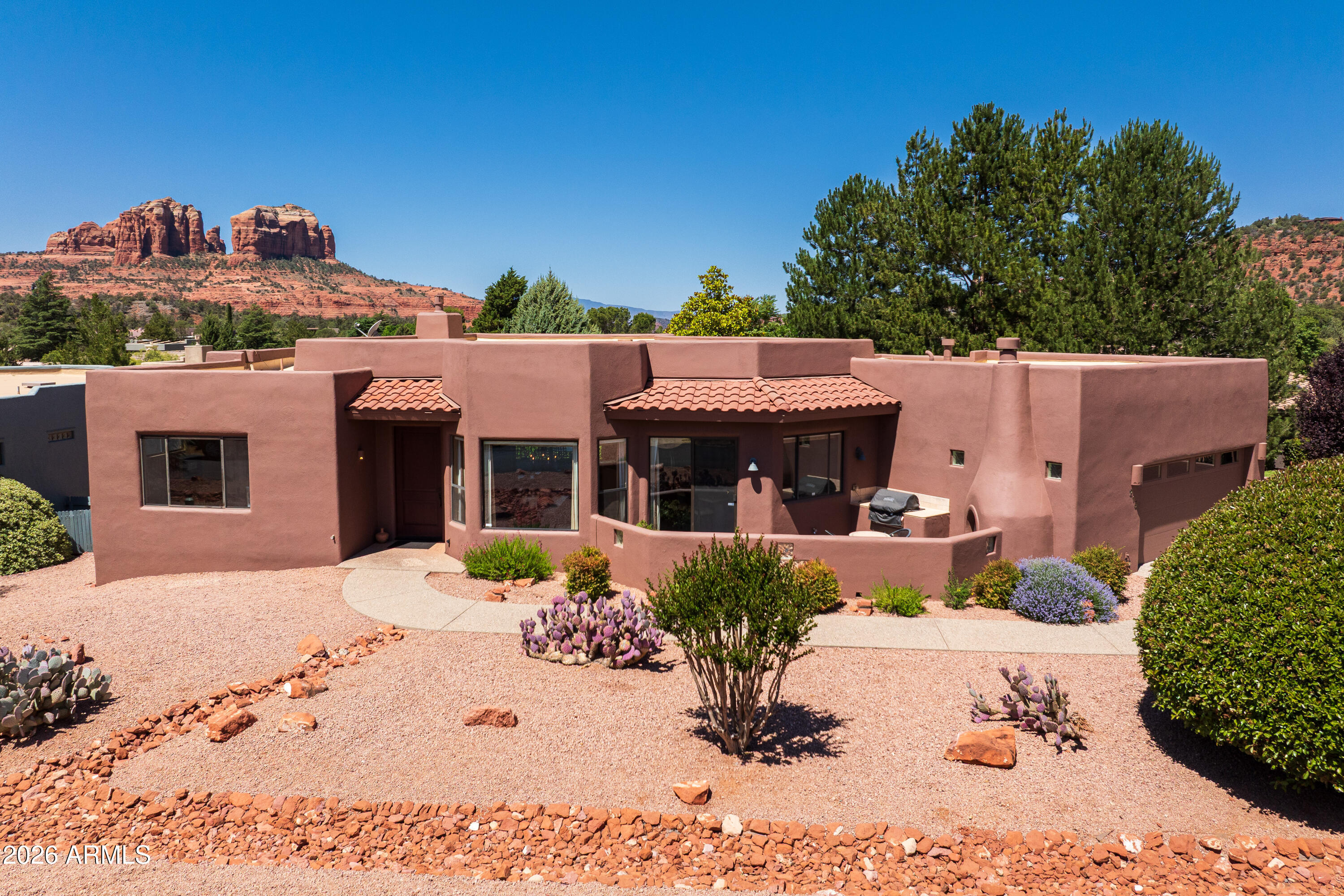 215 Indian Cliffs Road