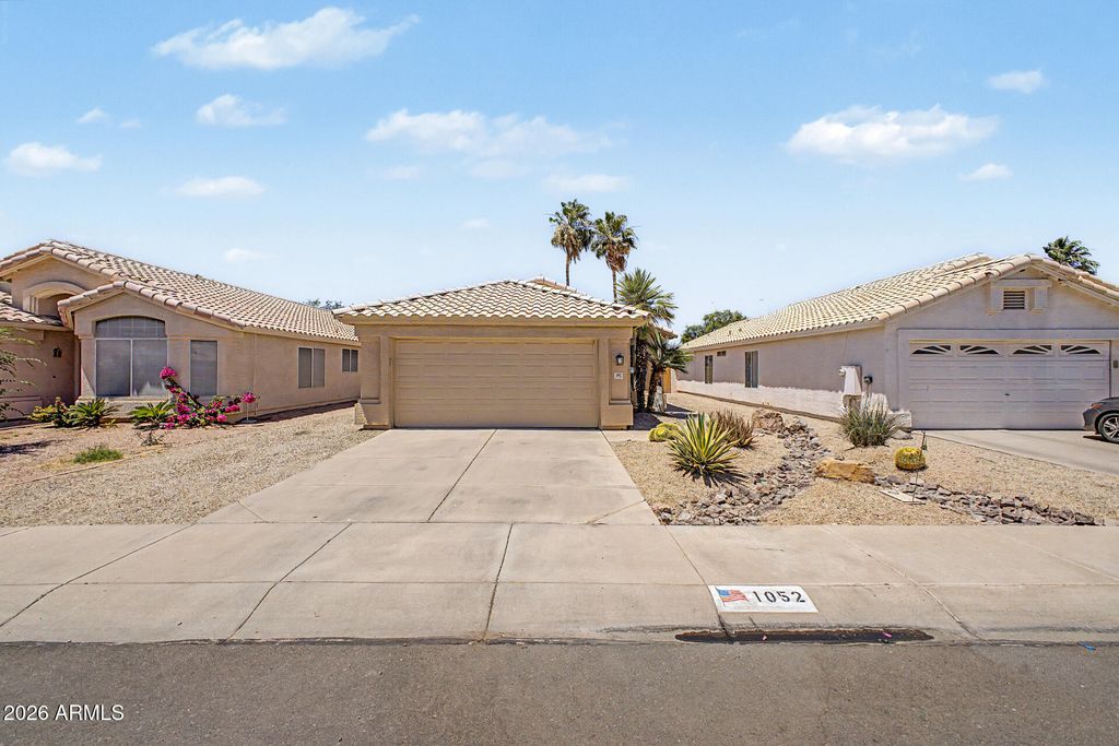 Photo of 1052 N Bogle Avenue, Chandler, AZ 85225 (MLS # 7029976)