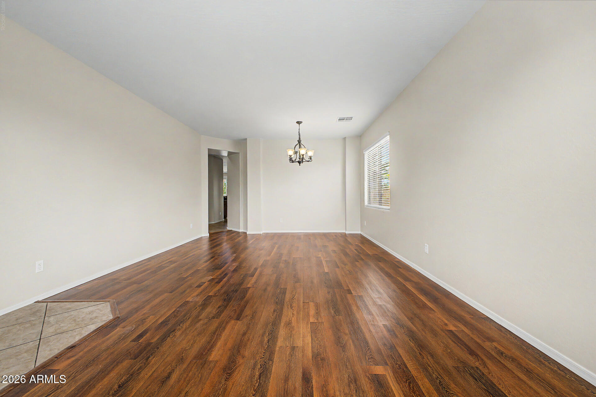 2594 E SAN ISIDO Trail