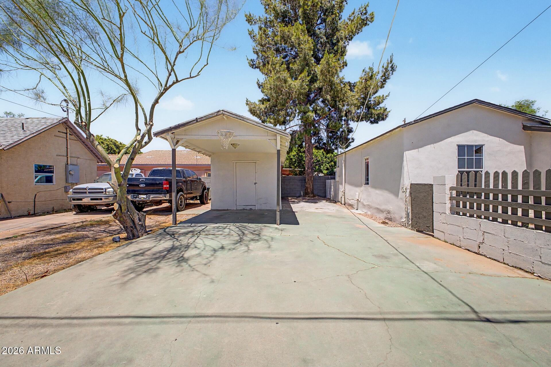 1010 E CHIPMAN Road