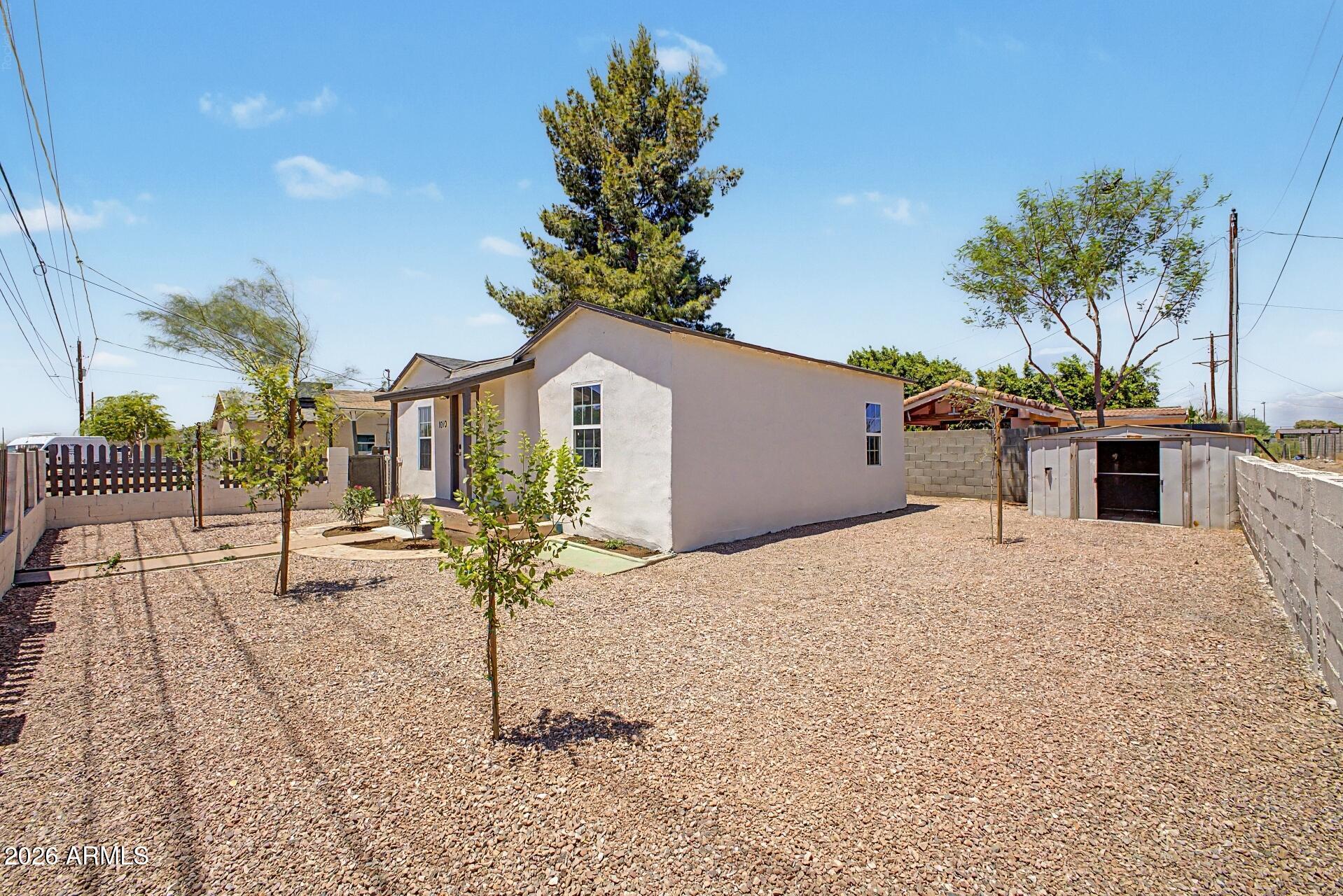 1010 E CHIPMAN Road