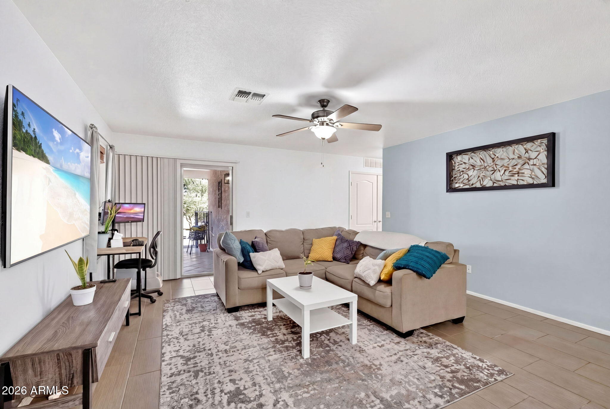 3048 E MICHELLE Way