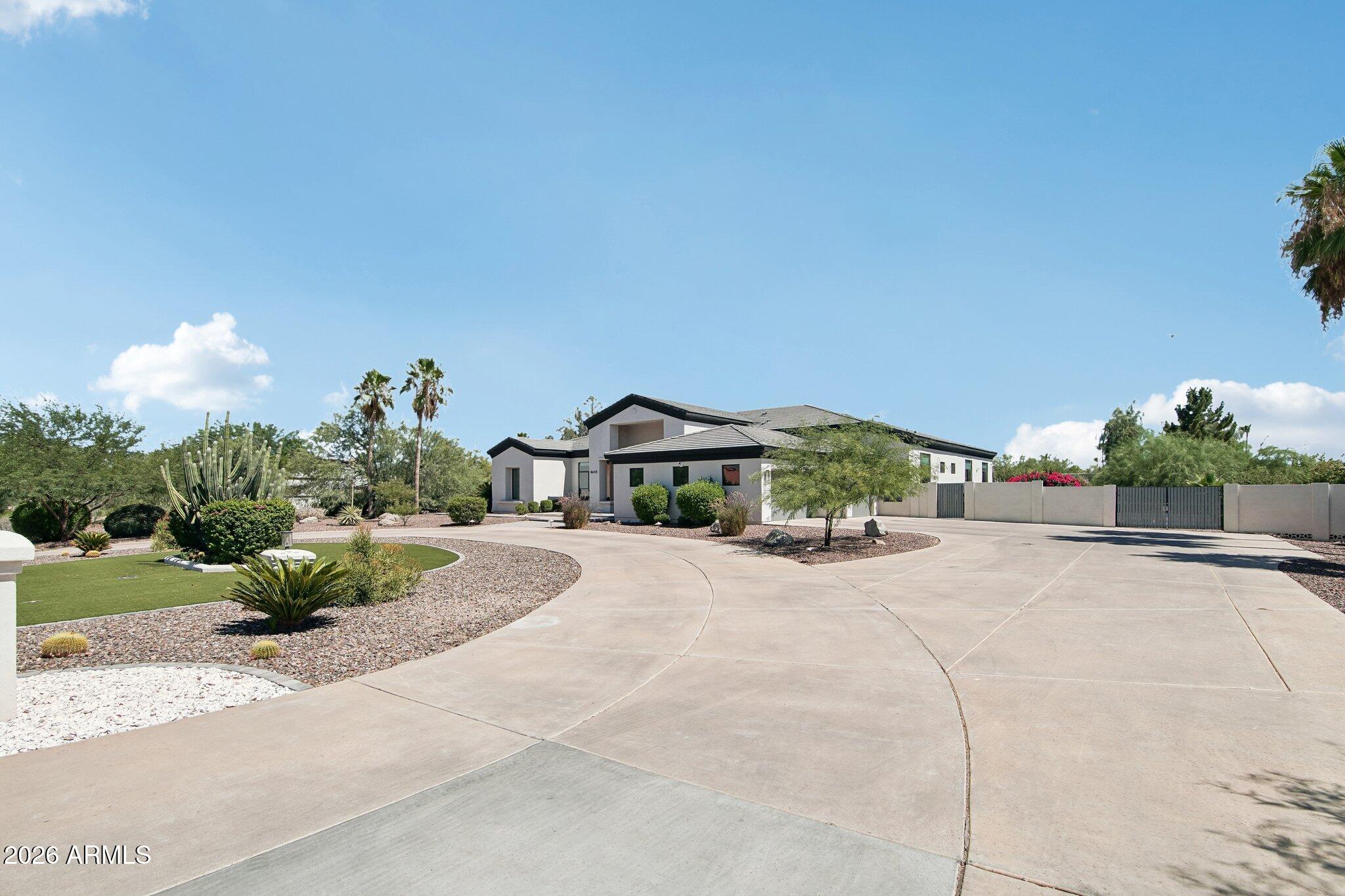 8645 E Wood Drive