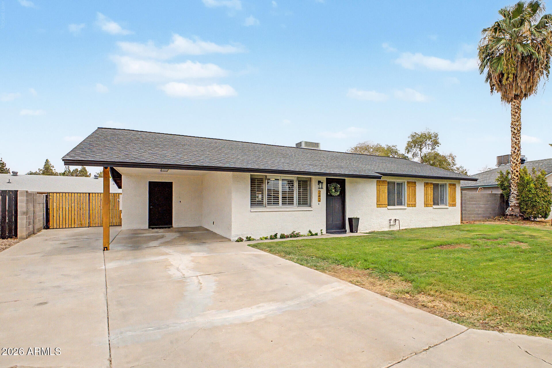 242 E HEATHER Avenue