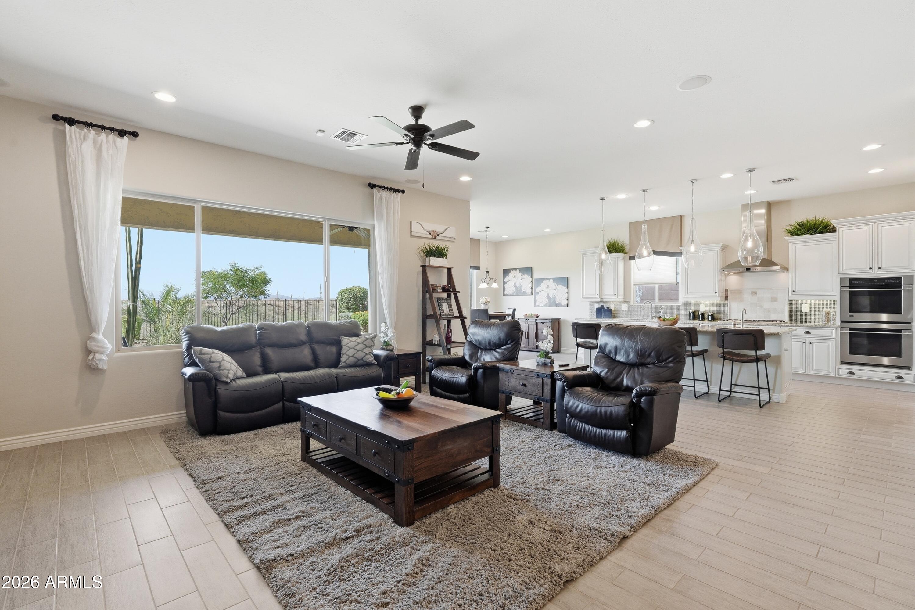 9934 W WHITE FEATHER Lane
