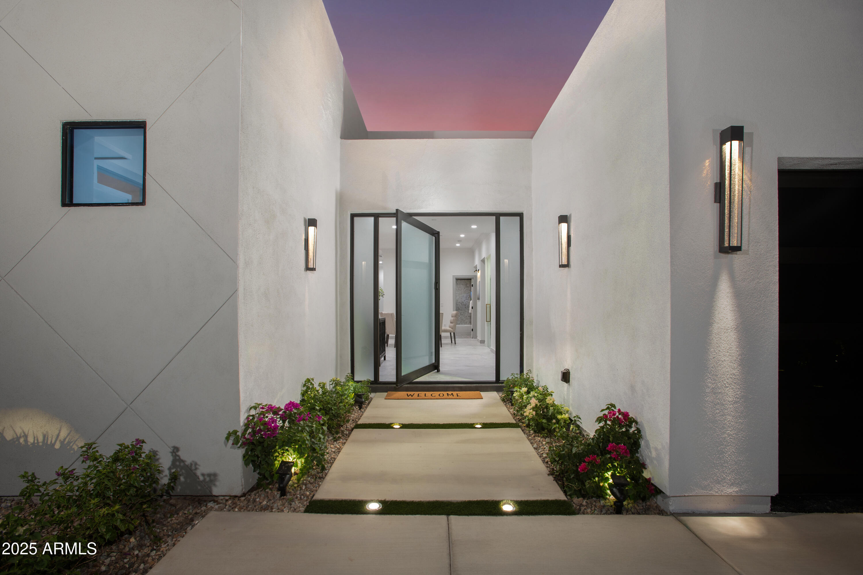 8402 E HEATHERBRAE Drive