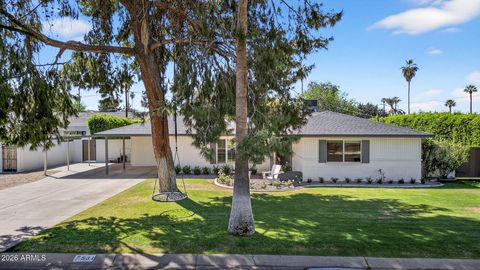 Photo of 531 W Stella Lane, Phoenix, AZ 85013 (MLS # 7005073)