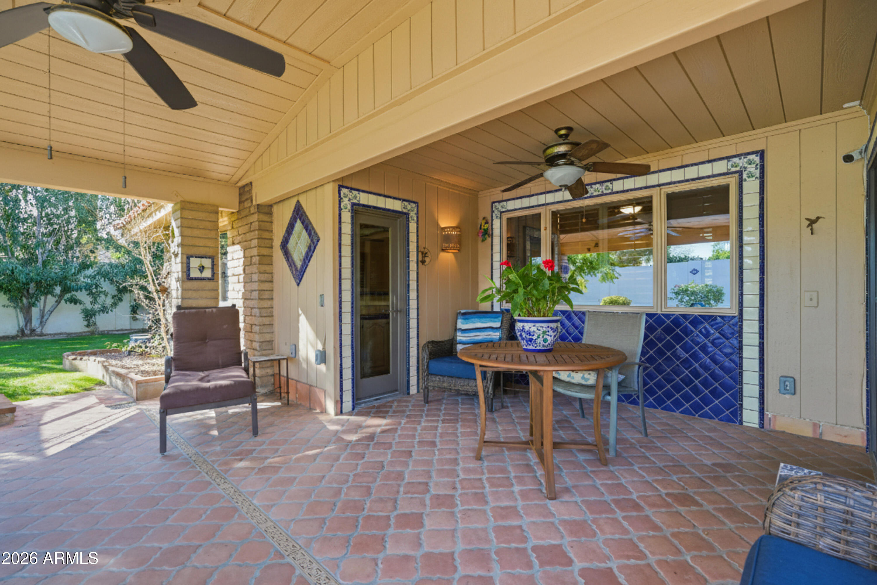 14029 N CANTERBURY Drive