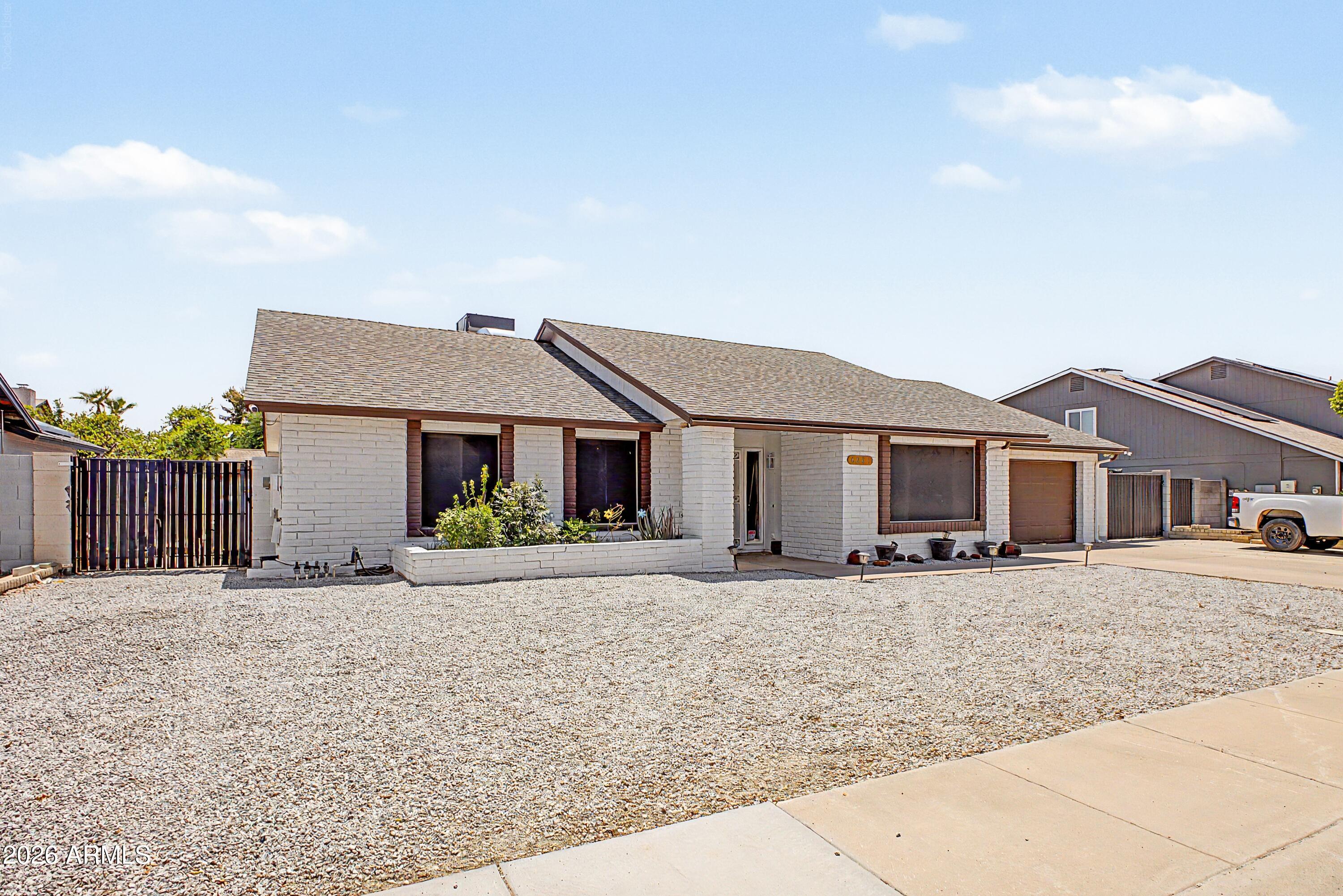 6231 W RIVIERA Drive
