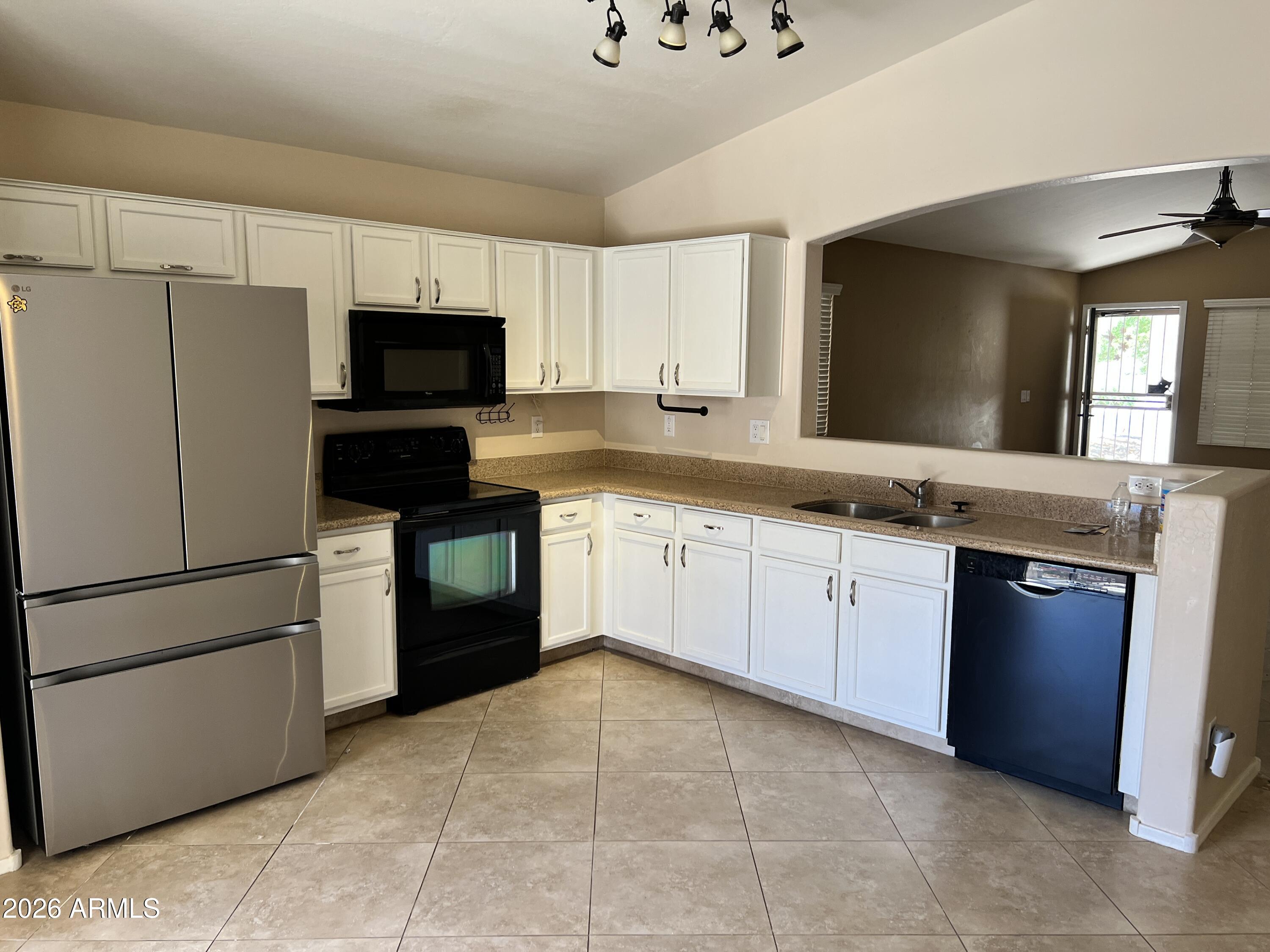 43669 W WILD HORSE Trail