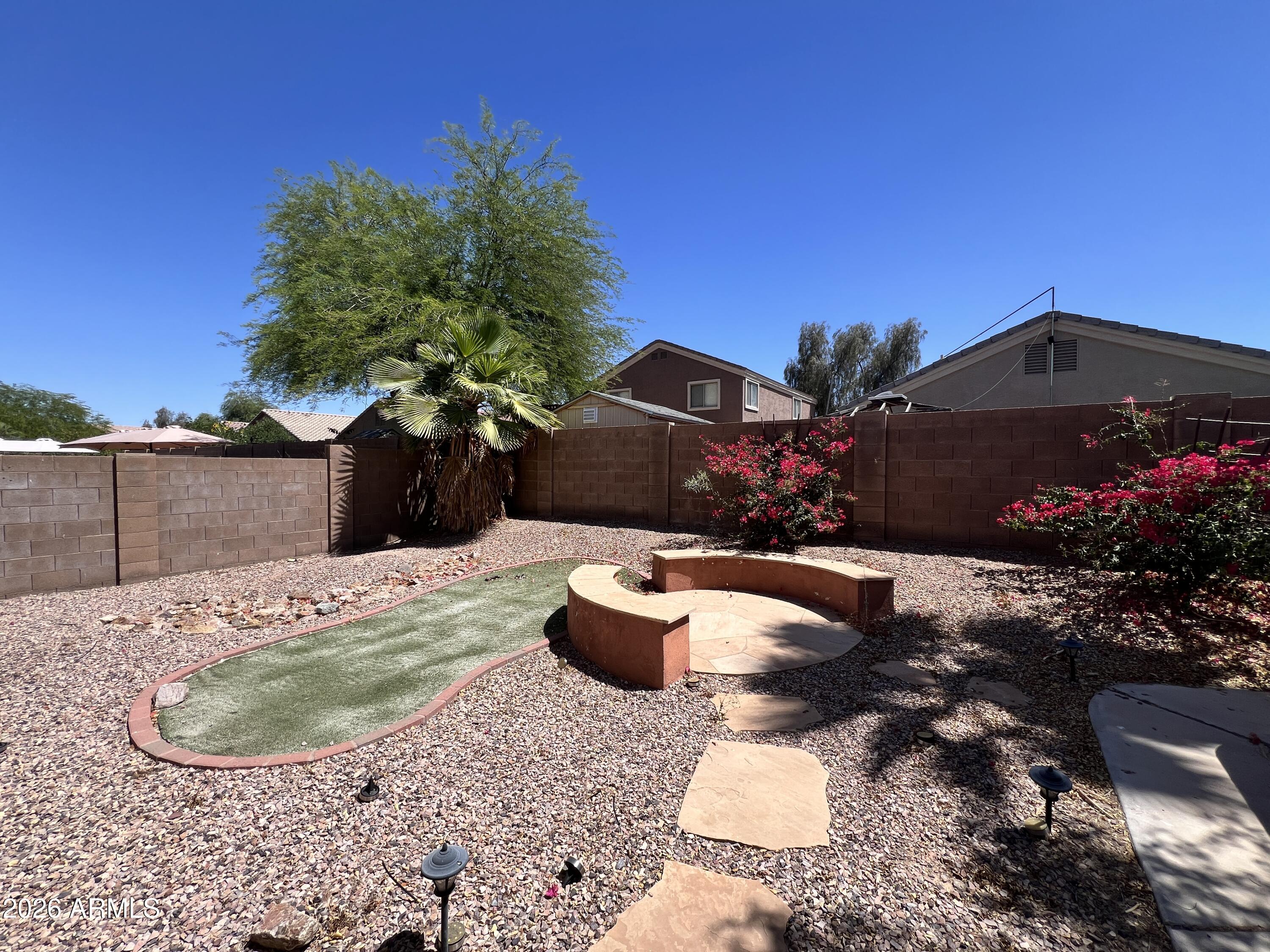 43669 W WILD HORSE Trail