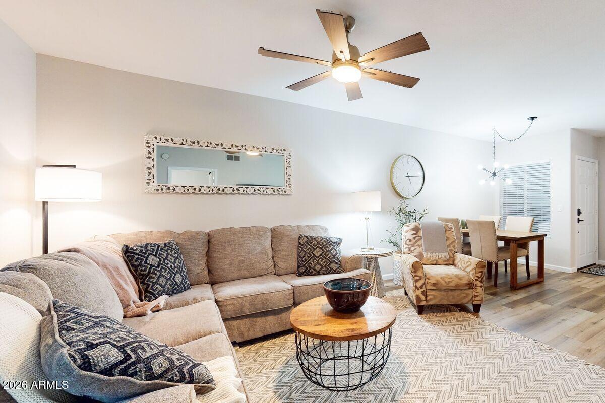 1825 W RAY Road 1144