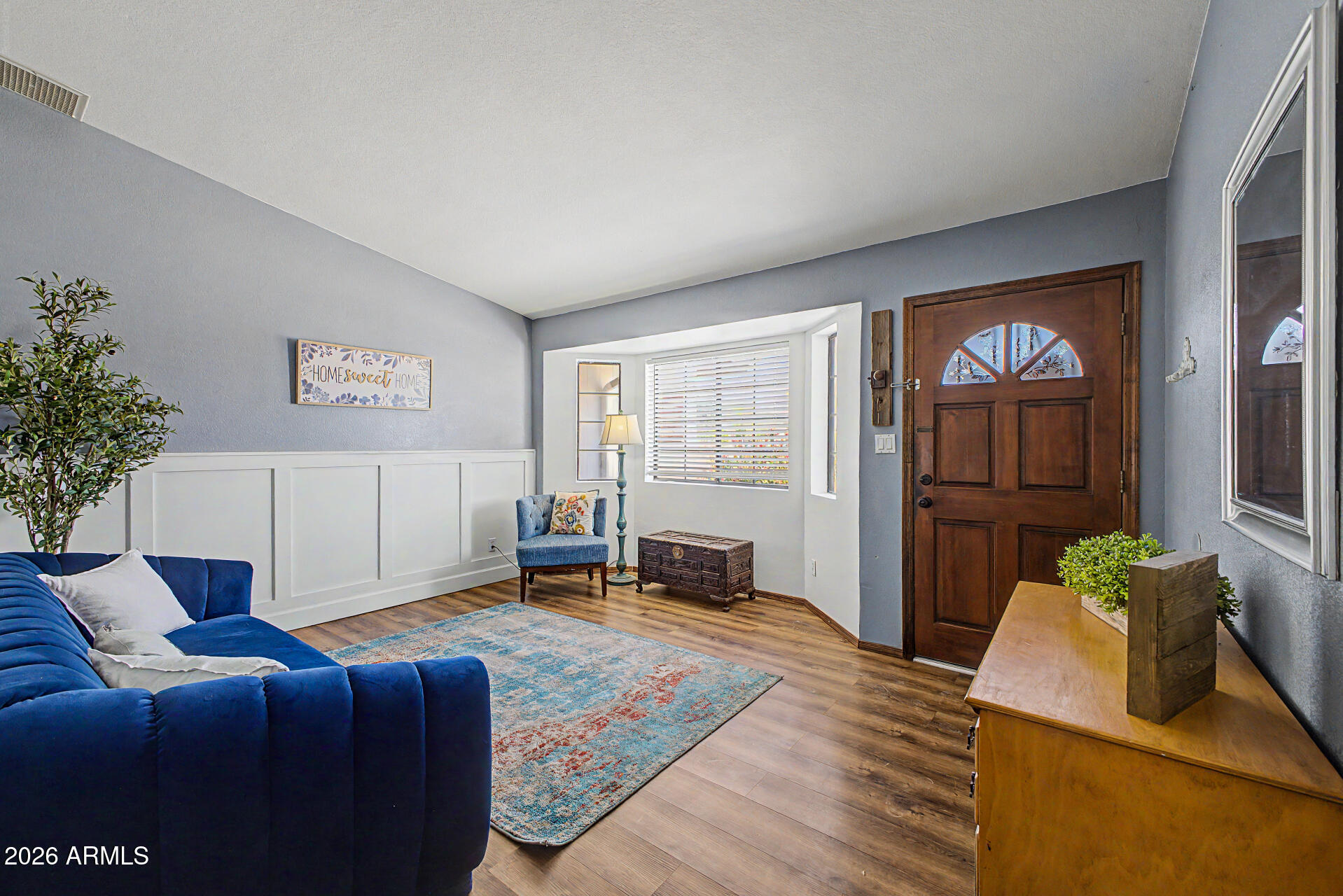 5433 E DRUMMER Avenue