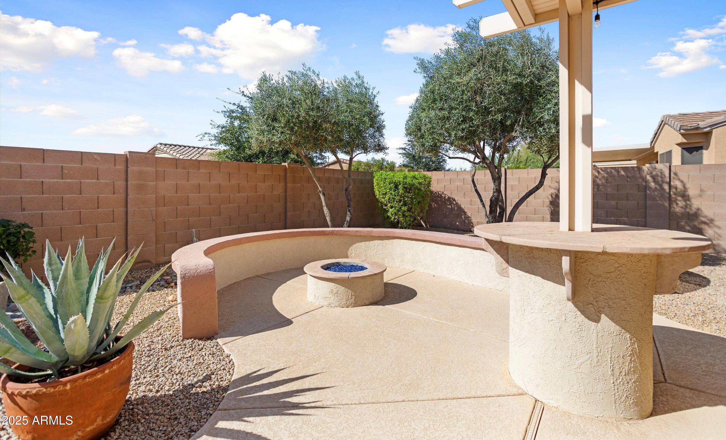 16439 W CENTURY PLANT Drive