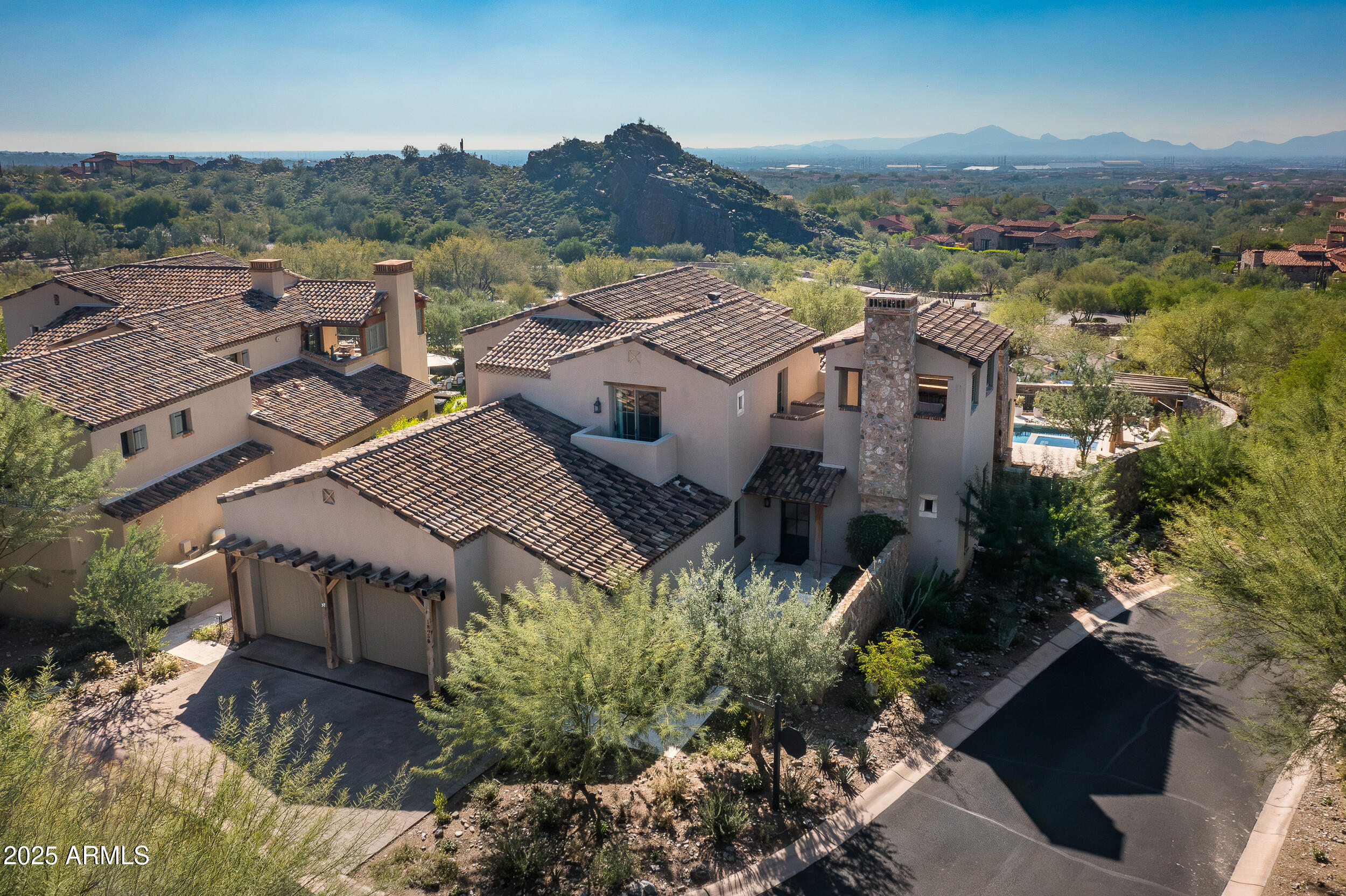 18950 N SILVERLEAF Drive