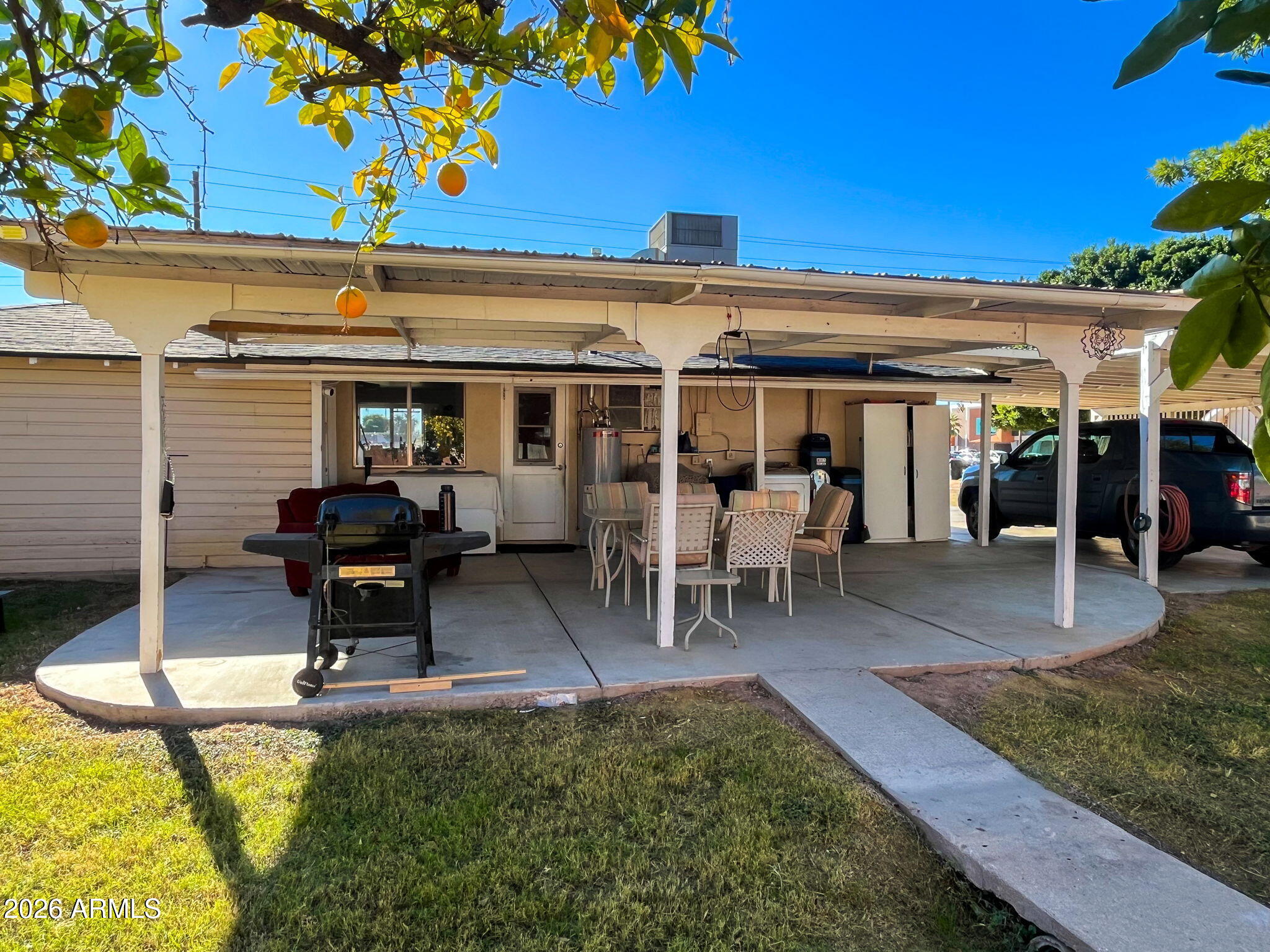 810 W RIO SALADO Parkway