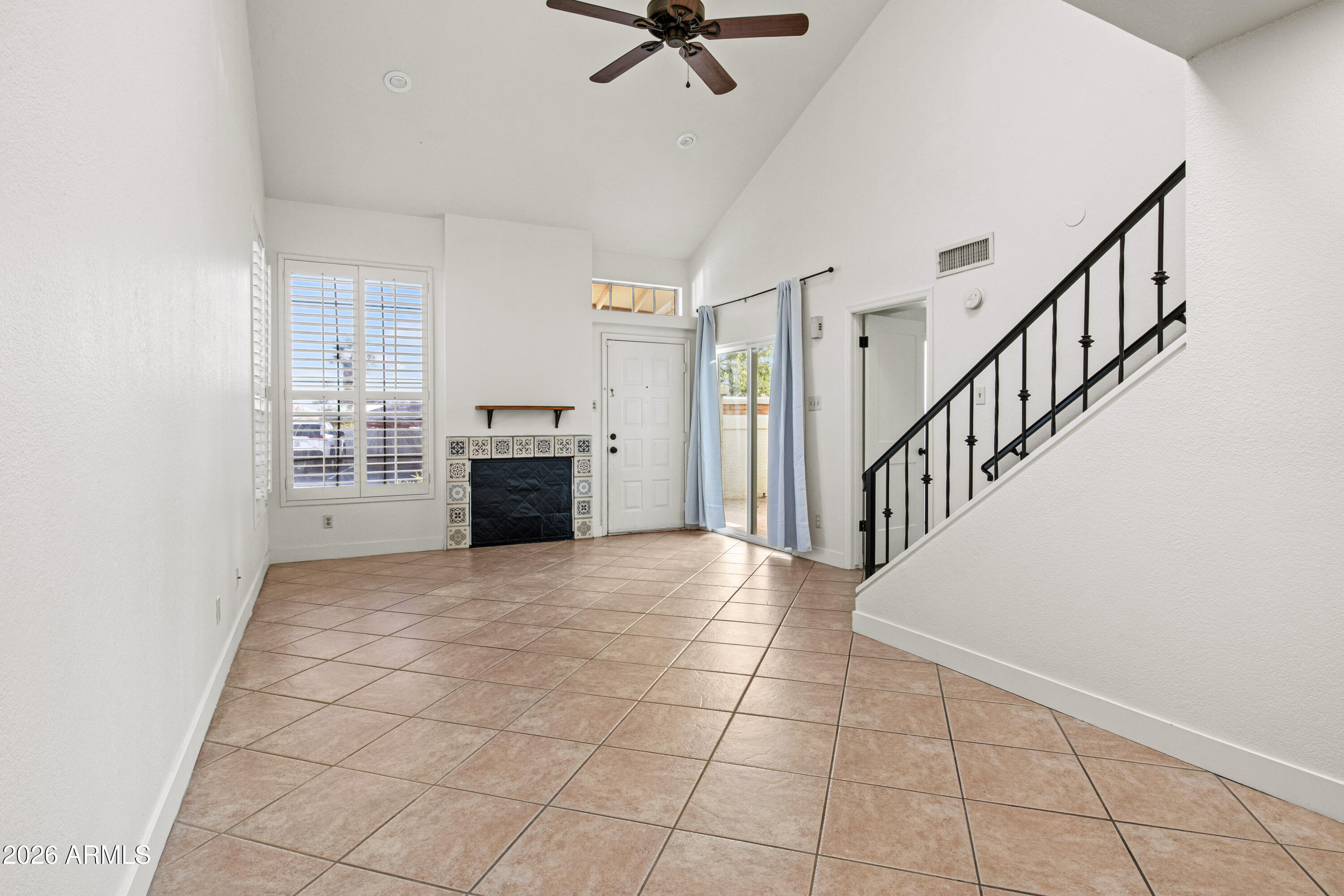 1717 E UNION HILLS Drive 1035