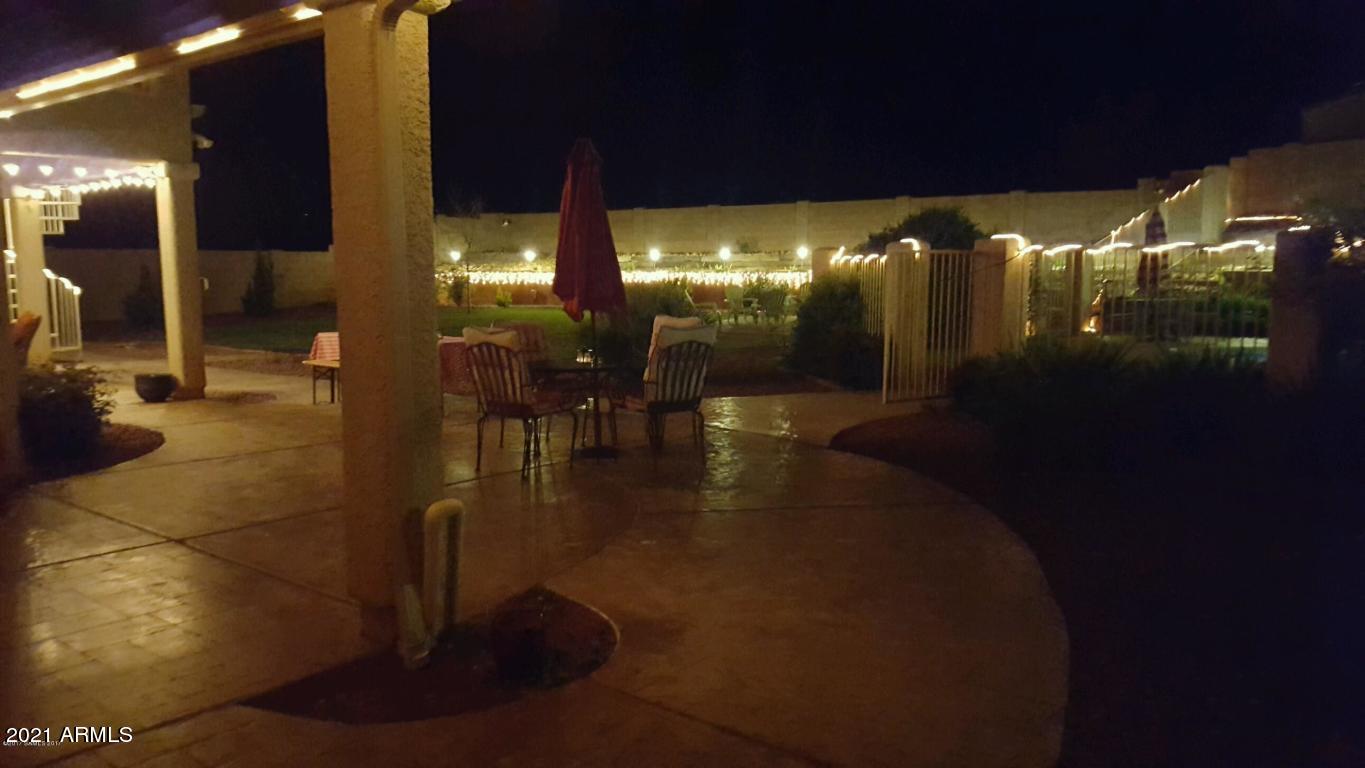 CANYON DE FLORES PHASE 2E - Residential Lease